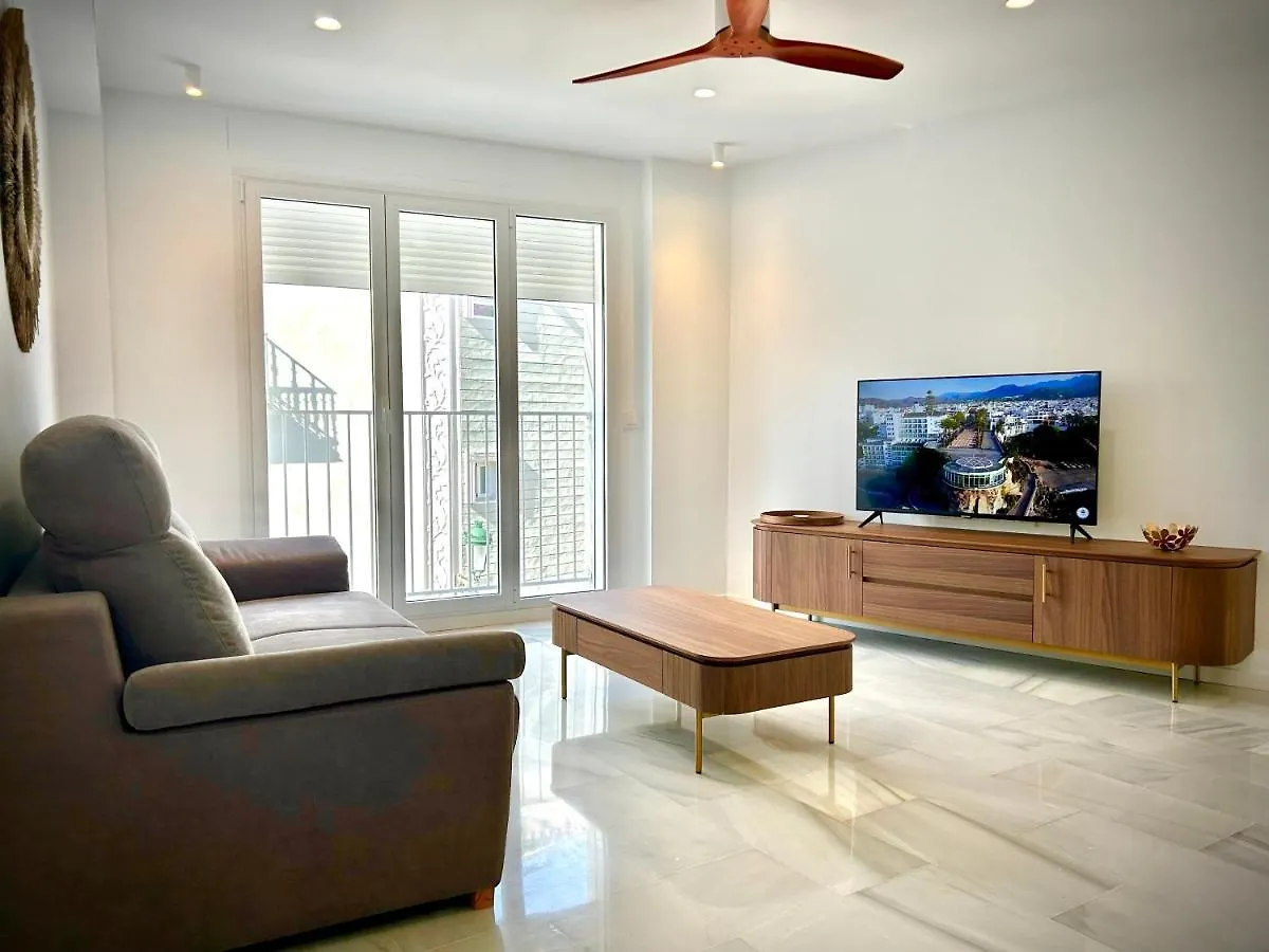 Smile Cavana Apartments Nerja