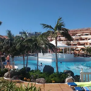 https://royal-golden-mile-terrace.tenerifehoteles.net